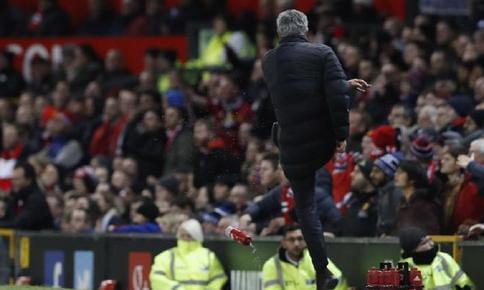  切尔西季前赛连败，波切蒂诺坦言需调整状态