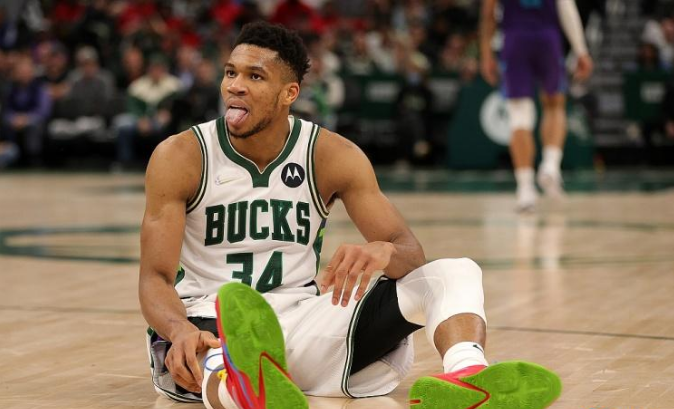 江南体育官方网站- 雄鹿队核心字母哥伤愈复出，率队豪取五连胜  